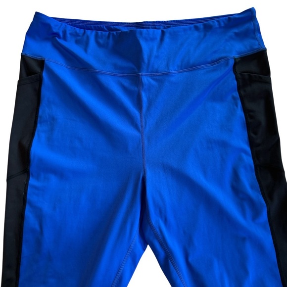 NWOT 3XL Lularoe Rise Fearless High Waist, Capri Length, Workout Fitness Legging - Picture 3 of 10